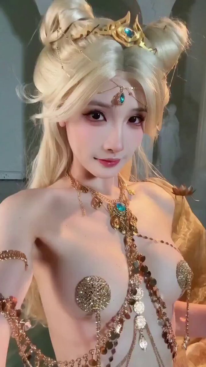 桃花社区优质黄推👉  

12.17日榜—3️⃣
图一 
图二 
图三 
图四 

原创