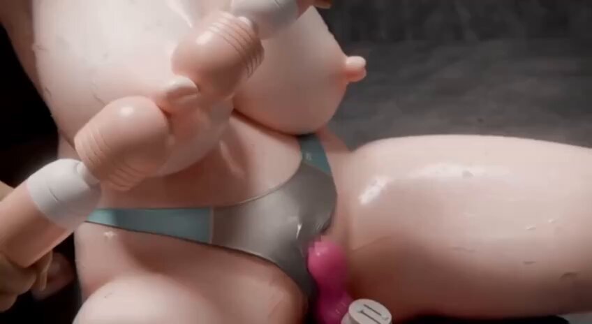 巨乳性爱娃娃双穴狂插跳蛋震动高潮喷汁