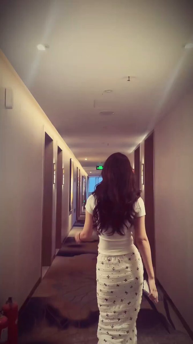 刚结束全程记录实况🙈感觉看 马上删了......
留言99全部有份
▶️ •၊၊||၊|။||||။၊|• 27:39 