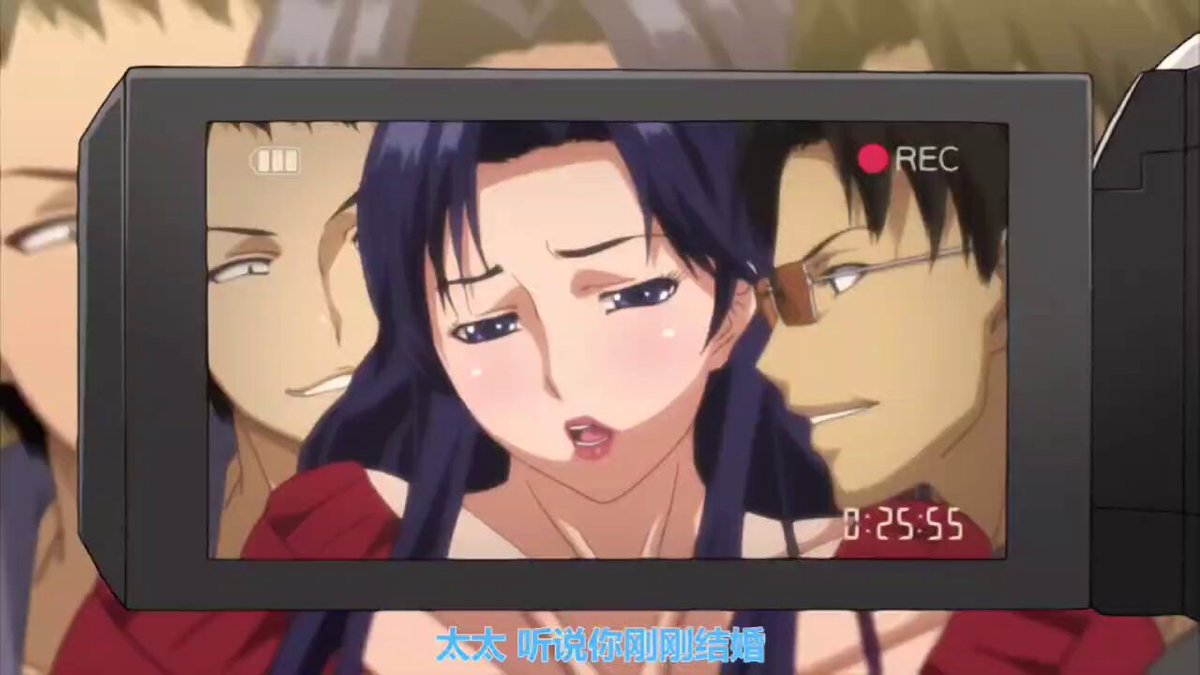 紫髪美女が男二人に狂ったように突かれる！フェラ顔射で絶頂連続