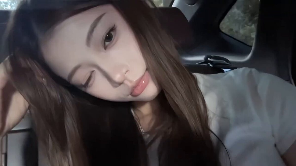 Shanghai #W⬆️ 173cm-D-2002, hors du secteur du divertissement, rendez-vous rapide requis. • Hard W • 🍠Up主 (Up主/Blogueuse Instagram) • ...