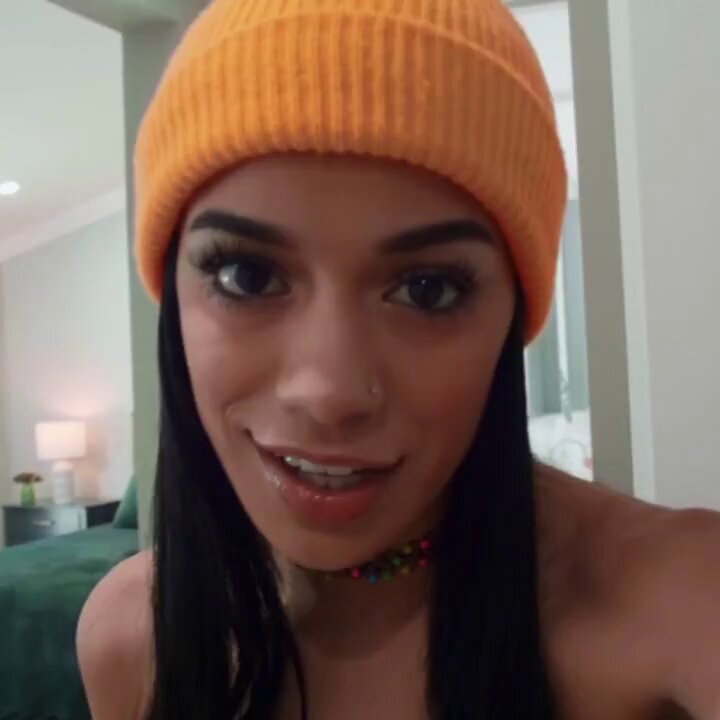 Chudai 🍋
#nsfw #sex #porn #naked #nudes #squirt #pussy #goon 