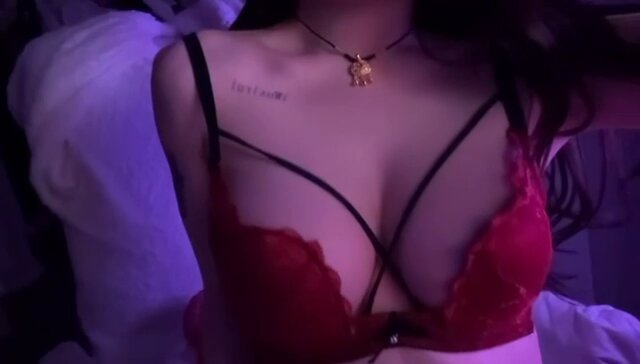 #Hangzhou Tongyan Big Breasts White🐯 Internet Addicted Girl Cos Hu Tao Ke Luo Ke Yu Height 162, Weight 75, 2004 Natural Real 36D🐻 Three...