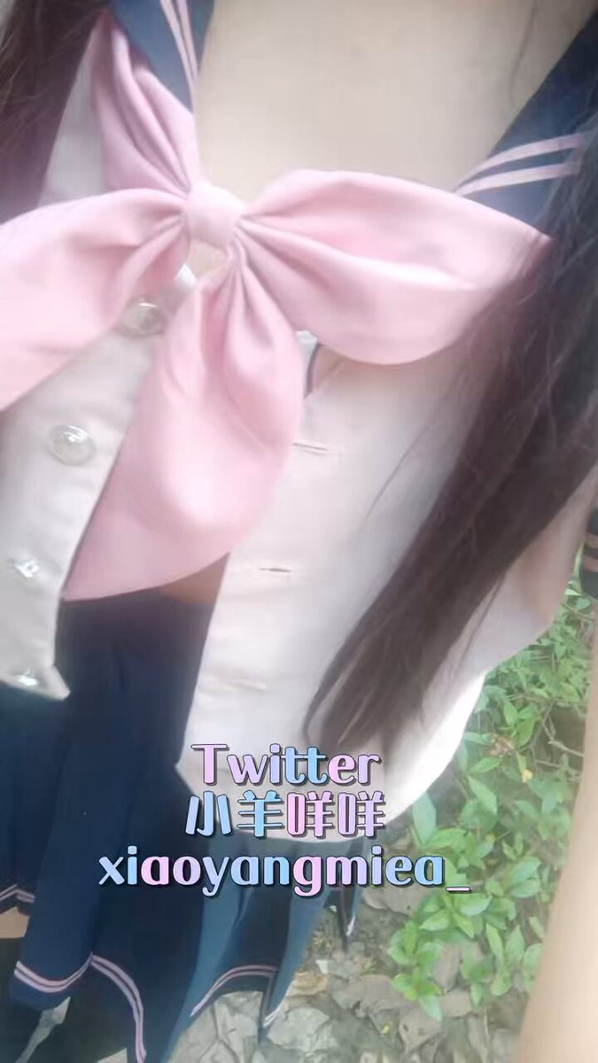 전에 야외에서 찍은 영상이에요. 요즘 너무 추워서 아마 야외 영상은 더 이상 못 찍을 것 같아요.


 