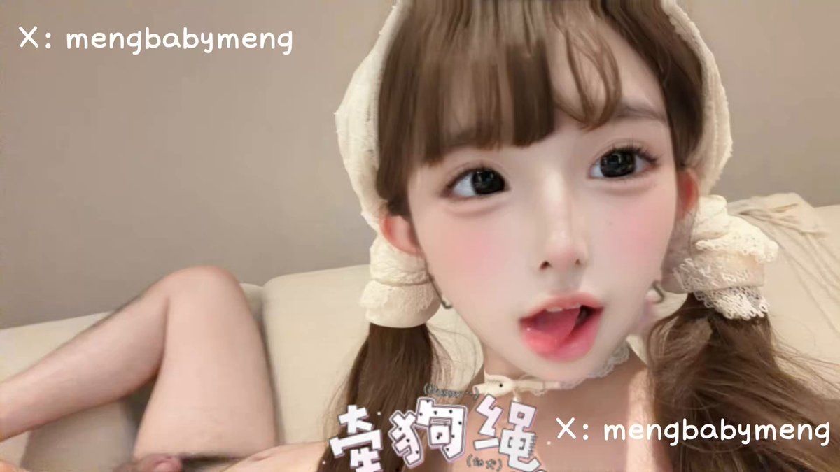 萌萌宝宝白丝双马尾萝莉沙发上舔屌狂吞精！