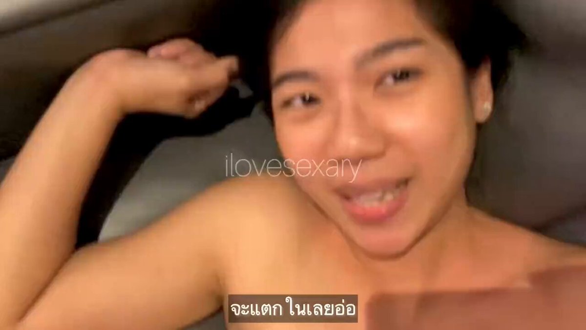 泰国美女沙发摇椅狂野骑乘 裸体猛干高潮喷水