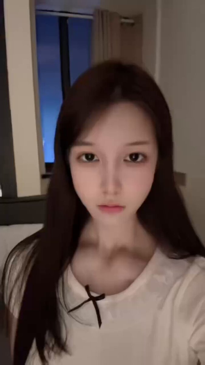 #广州  粉色梦幻小姐姐：长发飘逸，蝴蝶结点缀，甜美笑容融化你的心?   #广东 