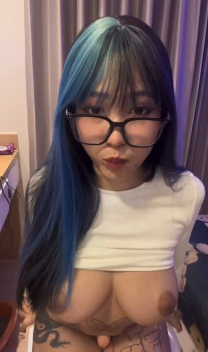 Blue-Haired Glasses-and-Tattoo Babe Solo Masturbation Show — Big Breasts and Perky Ass Play with a Dildo, Squirting Orgasm