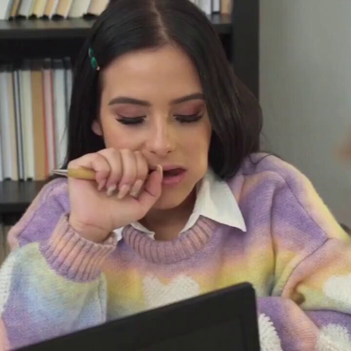 Chudai 🍋
#nsfw #sex #porn #naked #nudes #squirt #pussy #goon 