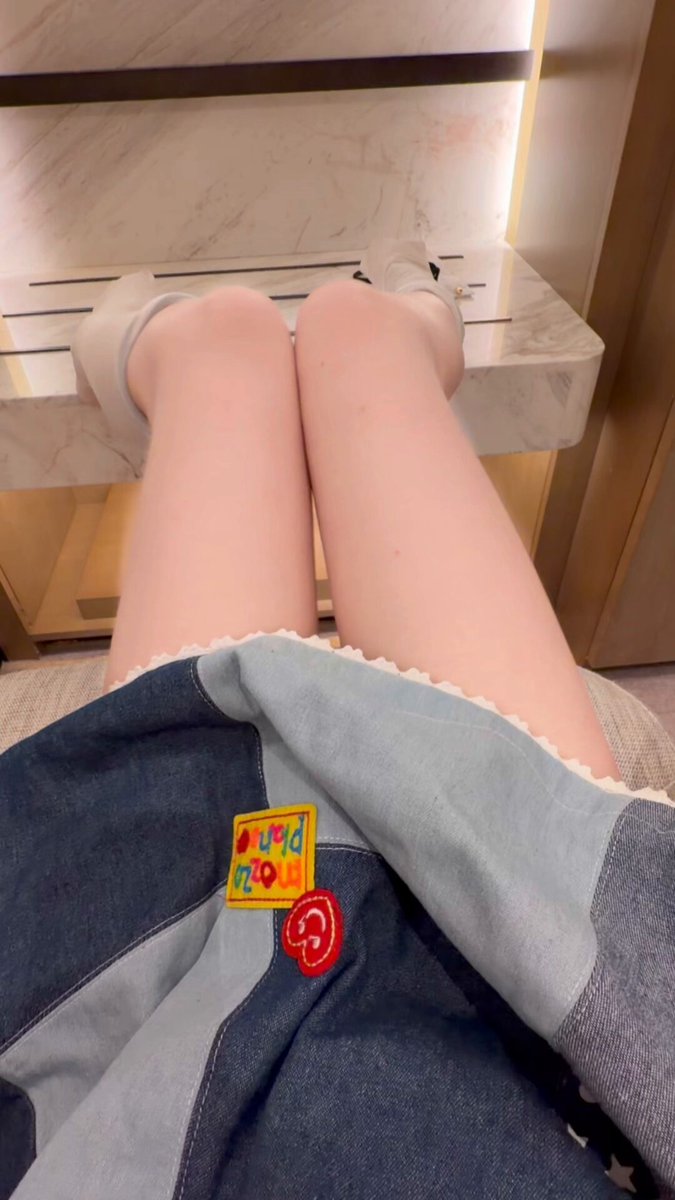 常驻 #杭州
05/155/94/B
💗榨汁小魅魔 小猫属性 喜欢撒娇
💗互动性强 主动黏人 粉白皮三点粉萝莉
💗二次元属性 🉑cosplay 洛丽塔 jk
💗🉑字母 全身...