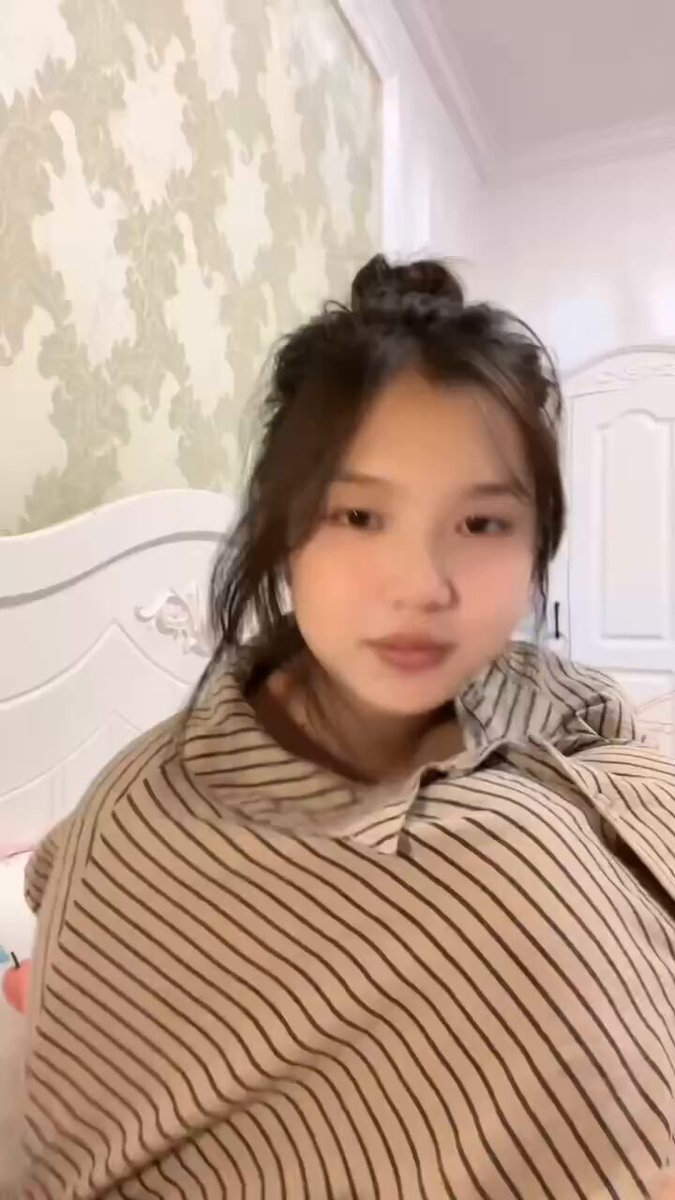 人在尴尬的时候真的很明显 
