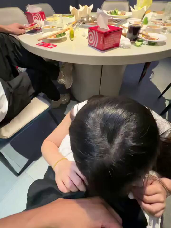 ¡Buena suerte y que ganes pollo durante el día! 