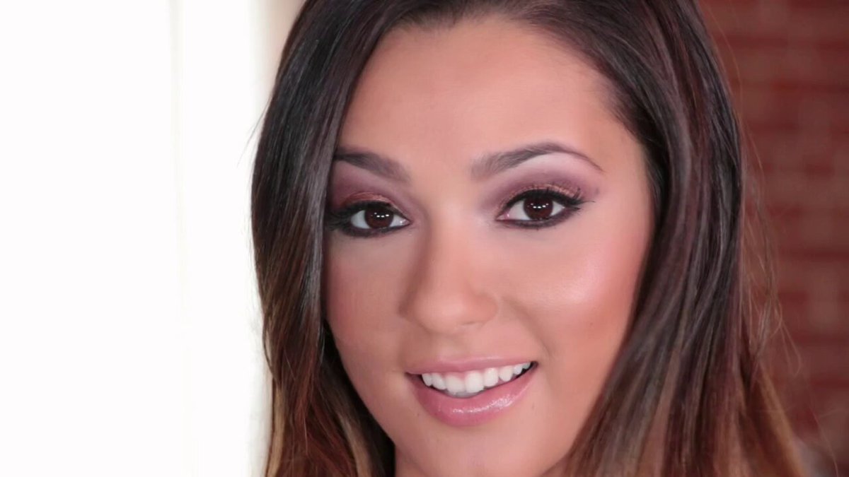 Chudai...💦💦
#nsfw #sex #porn  #hentai #squirt #pussy #goon #anal #milf #holes #destroyed 