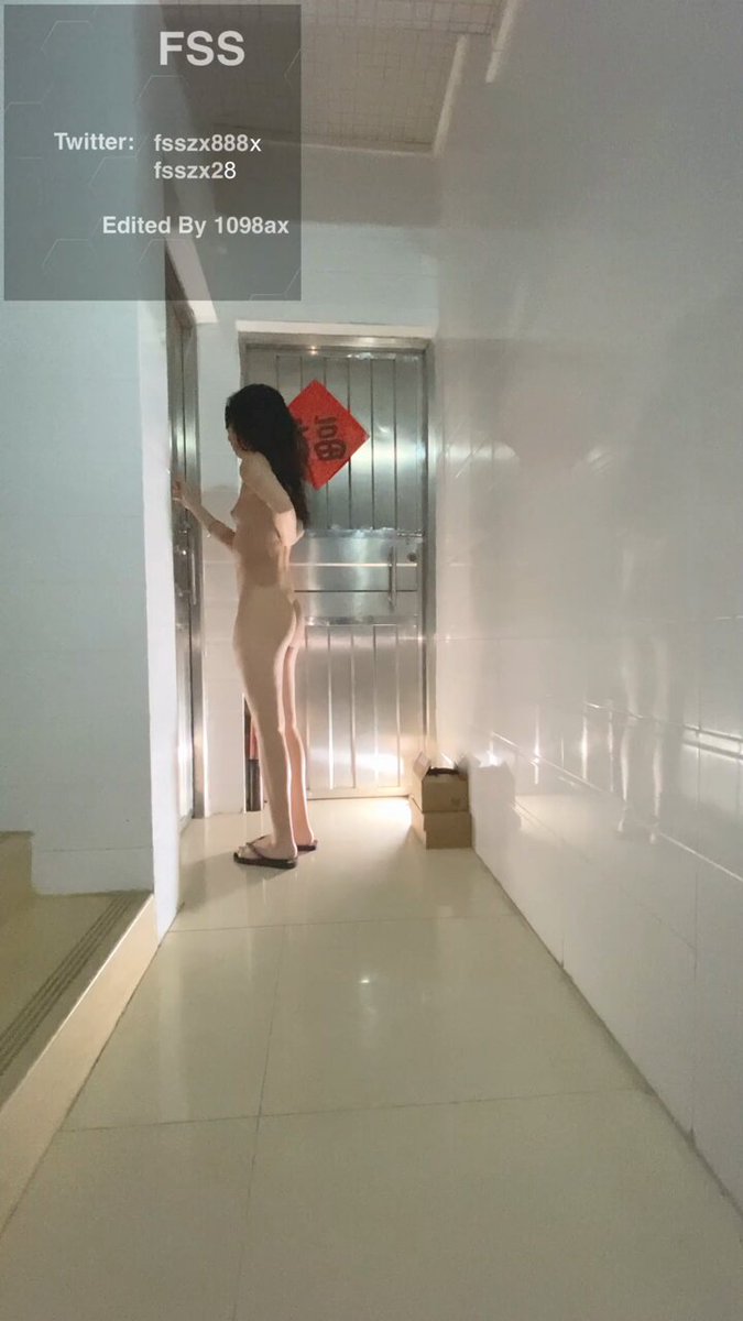 #露出 #调教 主人任务 敲陌生人的家门，为陌生人口交并内射~ 

  