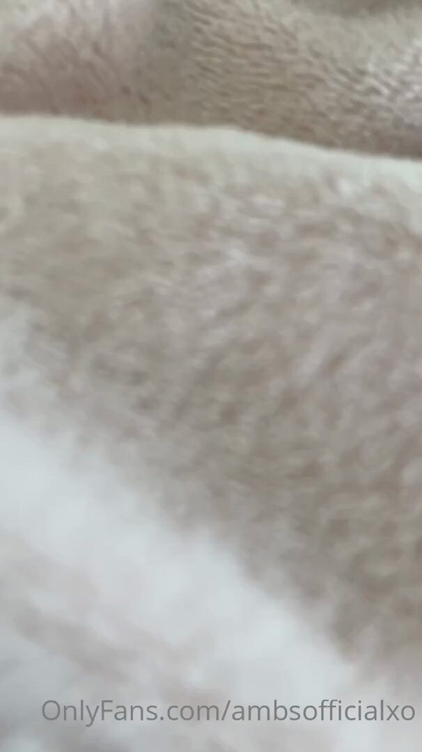 666 悪魔チアガール 美尻が黒人男性の巨根に跨り激しく突かれる