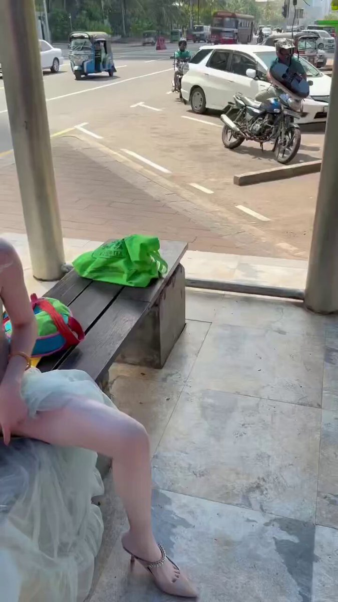 White-Haired Beauty Publicly Masturbates at Bus Stop! Pink Egg Vibrator Furiously Thrusts into Her Wet Pussy — Super Intense