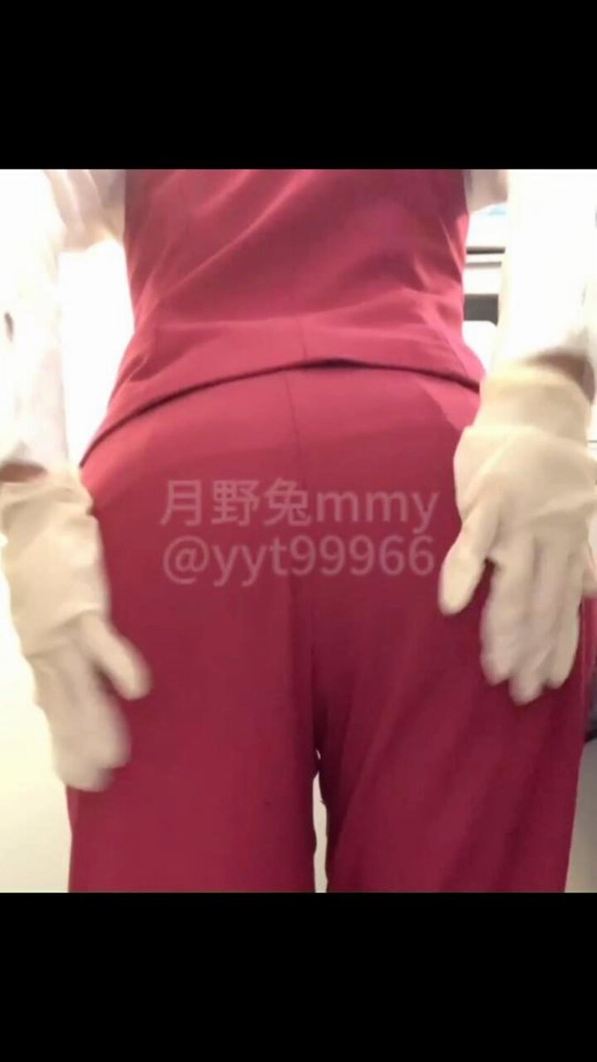 空姐制服骚货厕所大秀！翘臀露逼手抠高潮喷水狂泄