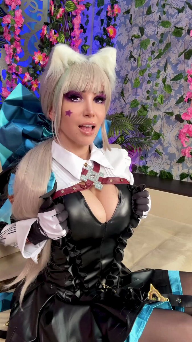 银发猫耳女仆深V爆乳诱惑 皮革项圈黑丝大秀123av.fun