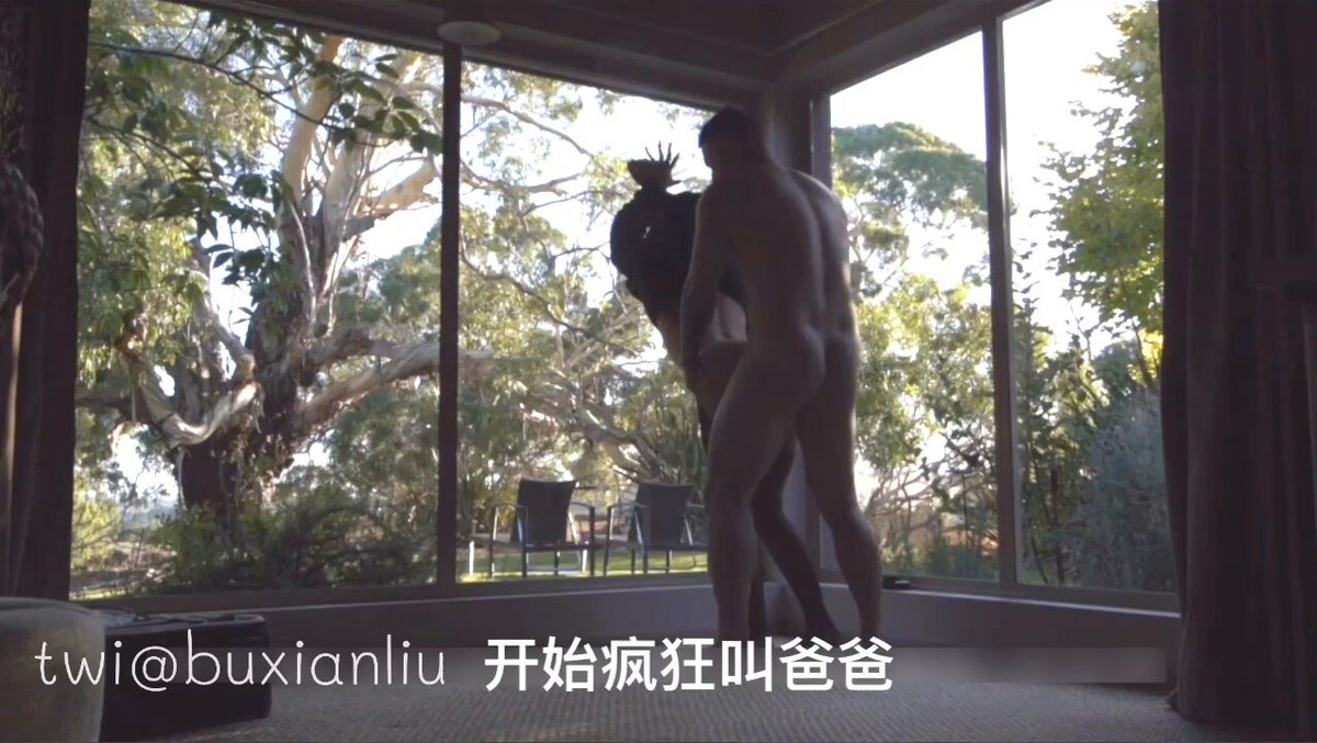 背着男朋友来偷情的青年歌唱家
职业属性带来独一无二的转音式叫床
高亢的嗓音 广阔的音域 带着转音的叫声
疯狂叫爸爸…
嘹亮的叫声瞬间把窗外的人叫...