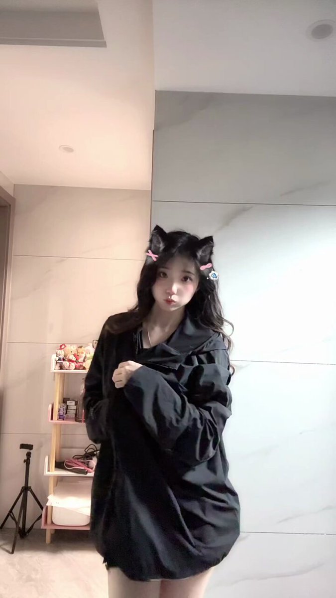 chudai🔥
里面穿什么？行吧行吧我给你看... 