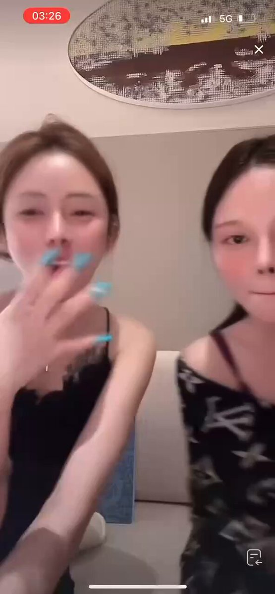 抖音闪现露点
掌握流量密码
抖音快手闪现露点免费分享✈ 