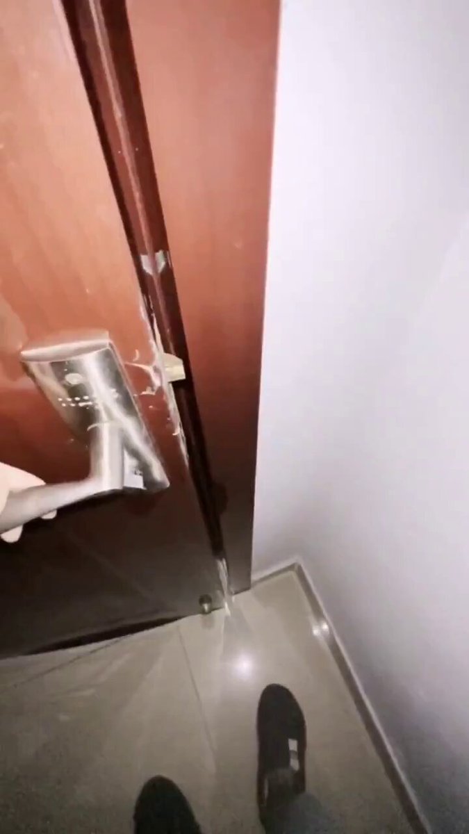 씨발 💨