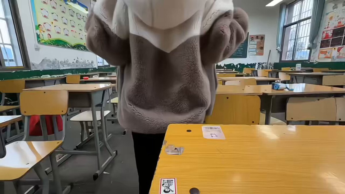 这是哪个学校的老师👀 #露出 