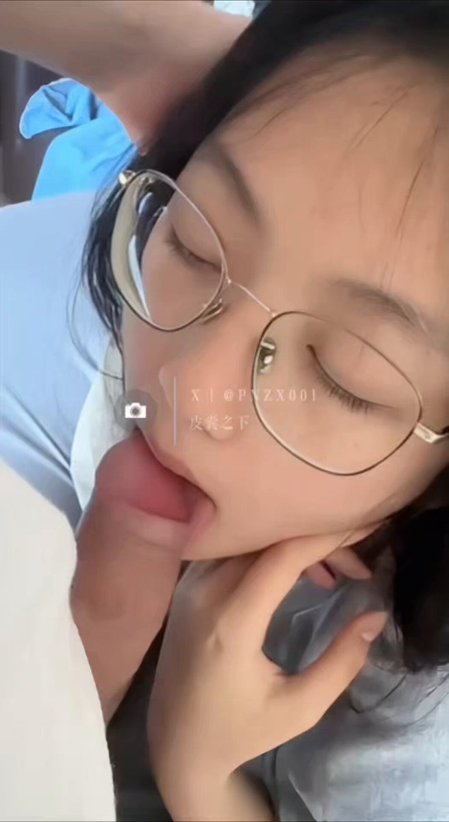 Glasses Girl Deep-Throat Blowjob on Bed — Pink Little Mouth Takes a Big Cock and Licks Frenzily