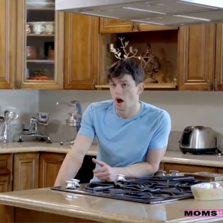 चुदाई 🍌 #nsfw #सेक्स #पोर्न #नग्न #नग्न #हेनतई #गुंडा #चूत #पिन की गई 