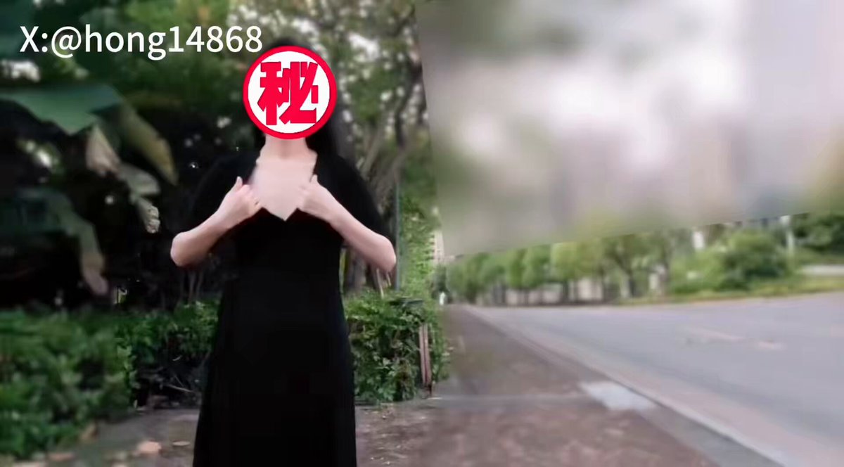 Bold Street Exposure of Breasts and Pussy! Black-Dress Tease Runs Naked Outdoors — Super Thrilling