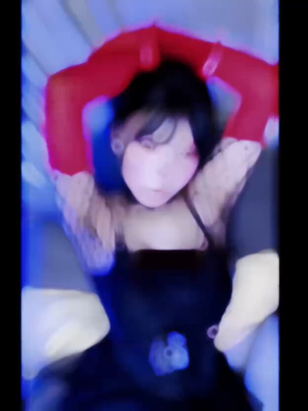 魔鬼纹身辣妹OCUEU红丝网袜诱惑大秀！