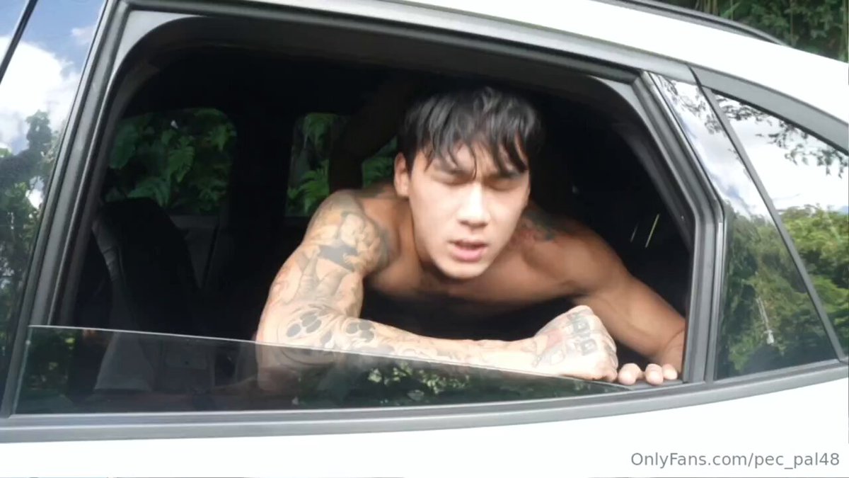 [근육질 남자와 차 안에서의 짜릿한 섹스] ⭐매일 업데이트를 위해 트위터 계정을 팔로우하세요⭐ 더욱 흥미로운 텔레그램 콘텐츠를 만나보세요 😍...