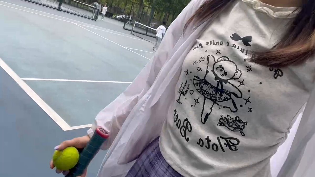 网球场露露
#露出 #反差