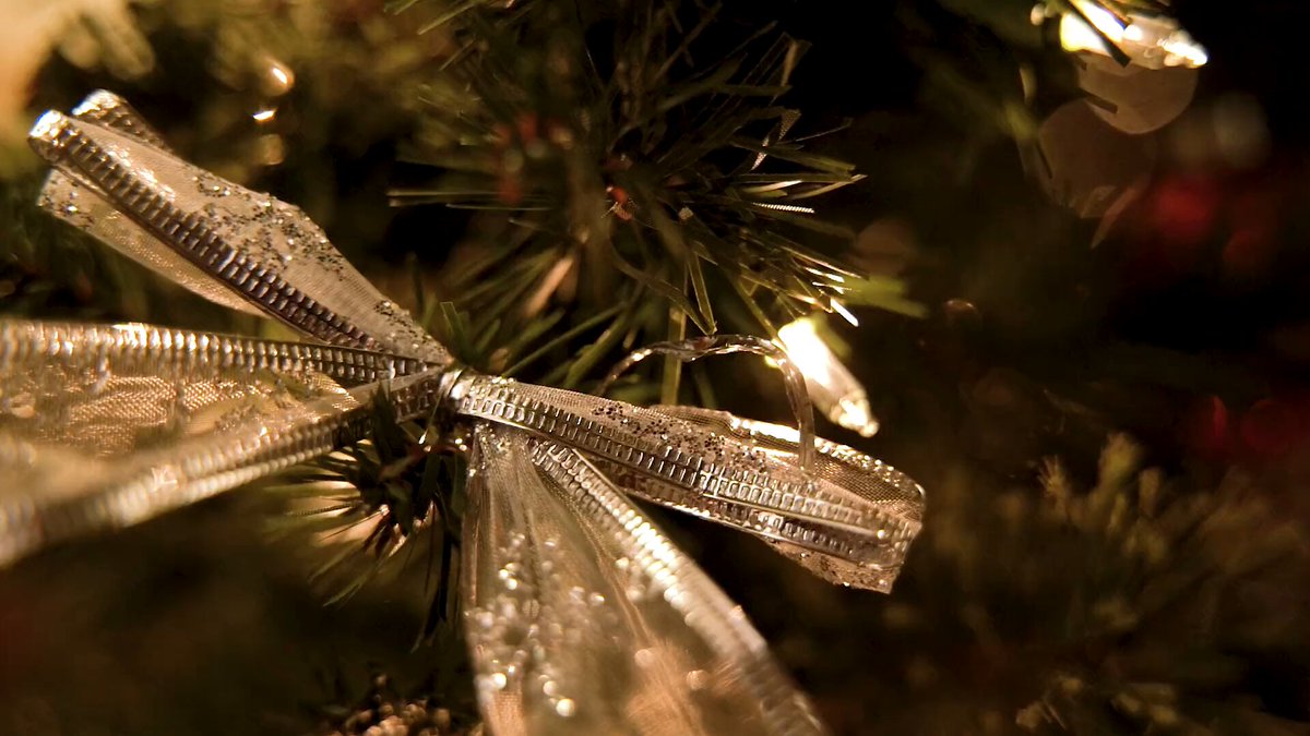 圣诞辣妹Crush丝袜内衣诱惑大奶翘臀狂摇