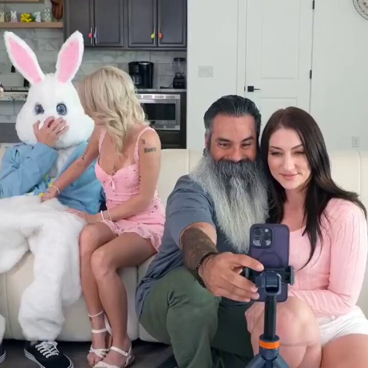 Chudai.....🍌
#nsfw #sex #porn #naked #nudes #hentai #squirt #pussy #goon #viral #nsft #view #hotgirls
