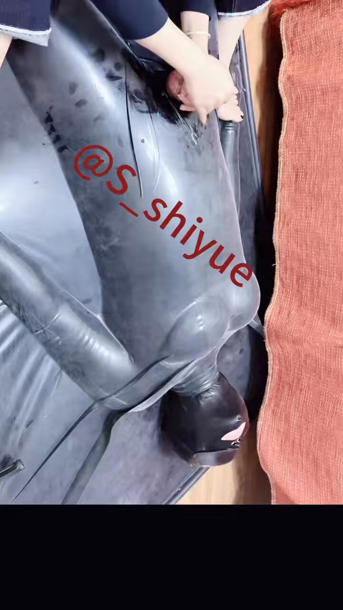 开始嘴硬说还行，后面不行了，停一停，求你了，受不了，真的不行了……
#边控 #龟责 #榨精 #止寸 #胶衣 #强制 #女农 #女S 

  
 
 