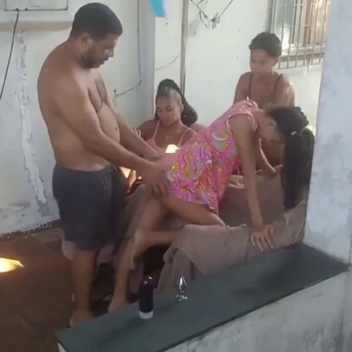 Chudai

#nsfw #sex #porn #naked #nudes #hentai #squirt #pussy #goon 