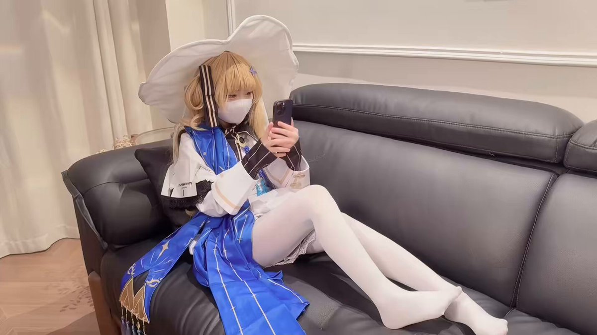 11-6✨🎬 交不起房租的下場…【菲比cos】 粉穴白虎騎乘高潮後入潮吹口爆白漿內射超多色情畫面多個視角（ TG電報群: 糖心Vlog: 

 
 
 