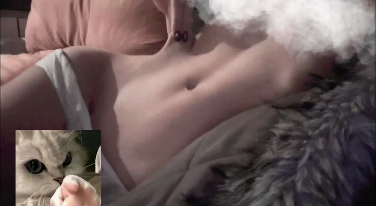 刚洗完澡觉得自己身上奶香奶香的 