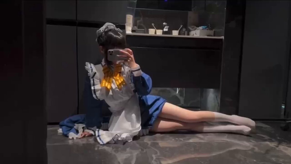 #上海

06懵懂少女🍼
梦幻软妹 萌娇可爱 
白、幼、纯天花板🐽敏感多💦 

绵绵音🪆目光依依 腰身软软
Height：167cm
Bust： C cup
Weight：45kg
卡...