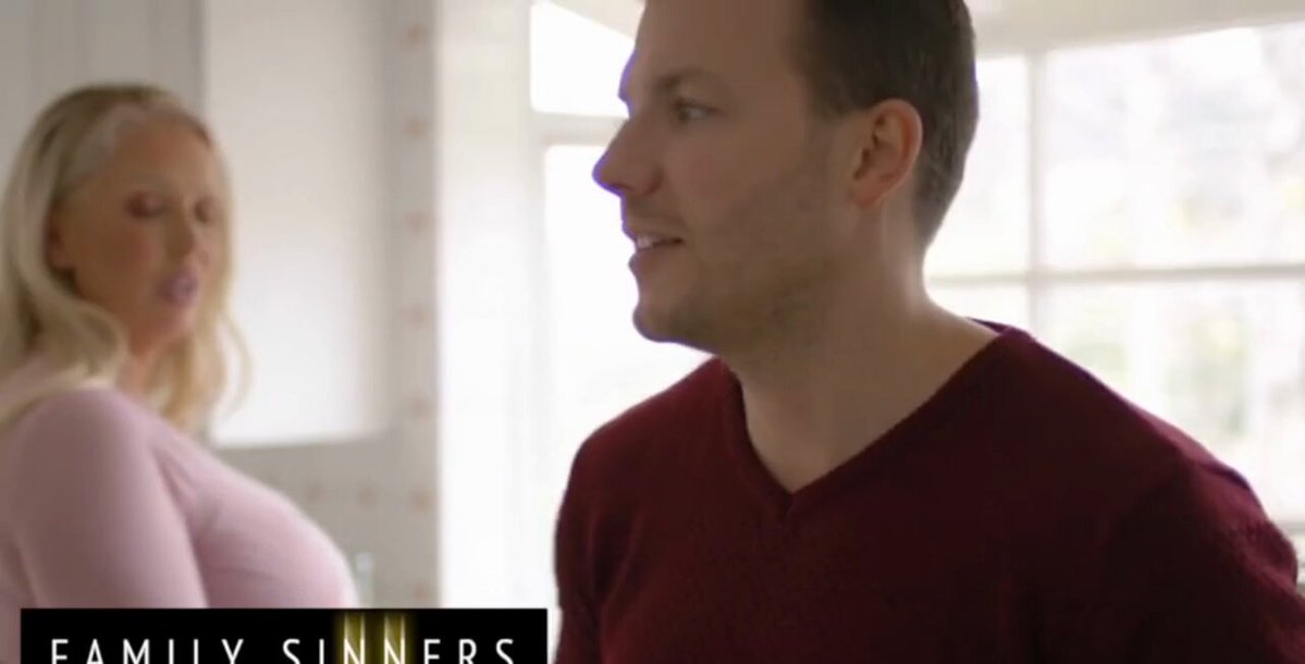 Family Sinner: Blonde Mature Woman Licks Huge Cock in Kitchen Then Pounds Her Pussy