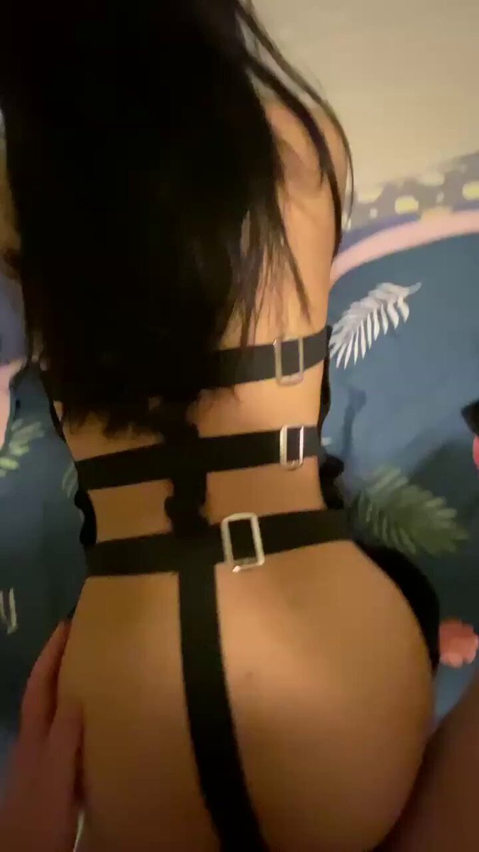 Black-stockinged long-legged beauty gets rear-entry pounding! SM belt bondage, ultimate temptation