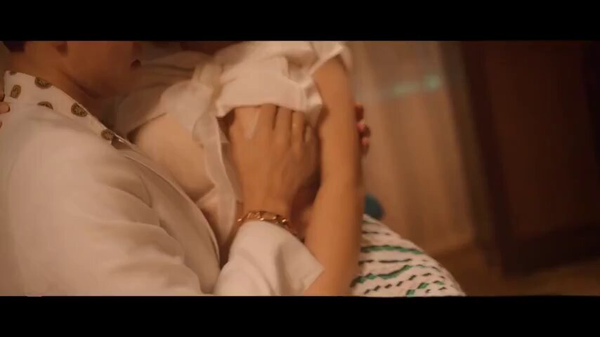 Passionate Breast Rubbing on the Sofa! Gorgeous Woman's Big Breasts Half-Exposed in Wild Embrace