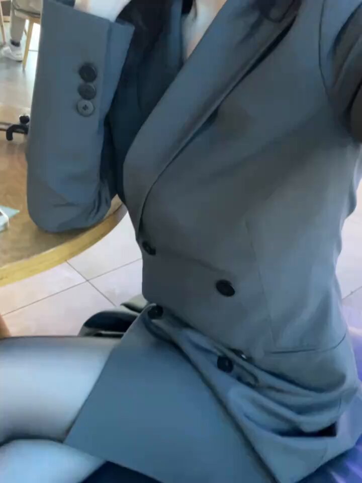 Tahun Baru Imlek kurang dari tiga bulan lagi. Berhentilah memikirkan cara mendapatkan wanita, dan mulailah berpikir untuk menghasilkan ua...