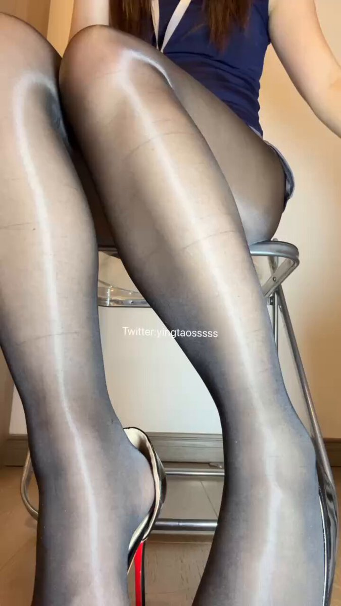 老师发现学生带贞操锁并且衣服下面偷偷穿女装，叫到办公室调教+4i
(购买
(关注➕点赞➕转发➕评论抽奖送照片)



 