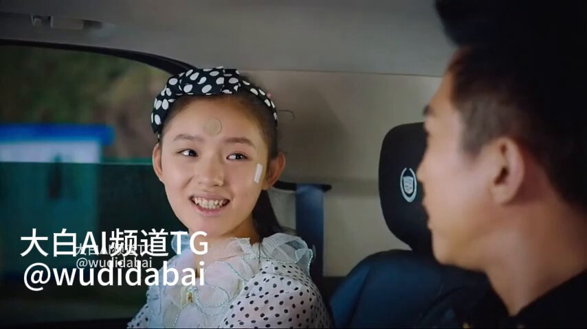 Young woman in car rides with a perky butt, intense thrusting! Long-haired beauty facial and cum-swallow climax