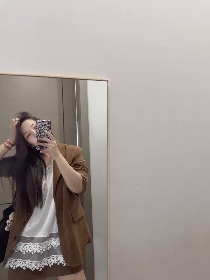 Den femte dagen av nasjonaldagen. Det lykkeligste i går var nok da en liten fremmed kalte meg «søster» mens jeg lekte med sønnen min ute....