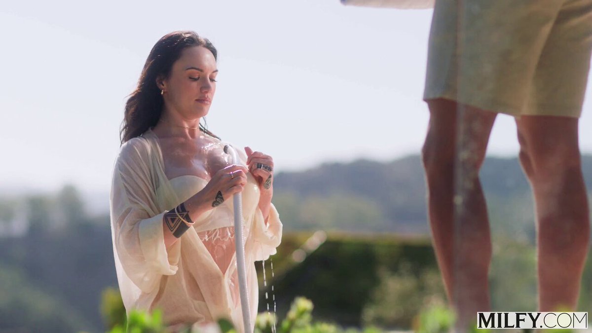 হ্যালো 🐼 