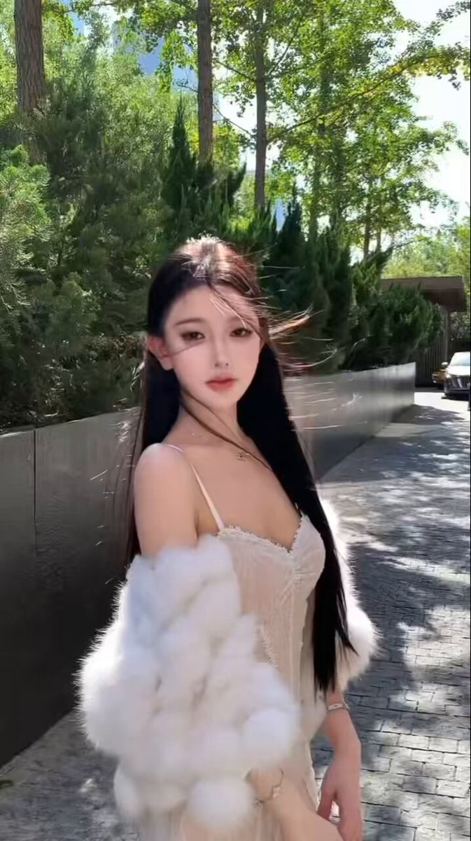 #Shanghai5️⃣WW⬆️ Ekte fremmedspråklig høyskolecampus Belle, ekte nåværende student i Shanghai. Høyde: 174 cm • Vekt: 96 kg • Bryst: Ekte ...