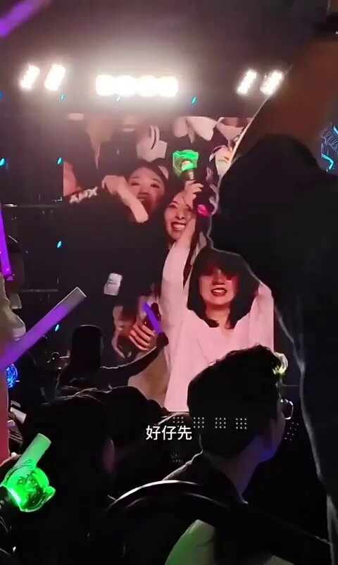 Backstage Concert Hotties Perform Risqué Dance! Sexy Legs and Perky Butts Twist, Bringing the Crowd to a Climax